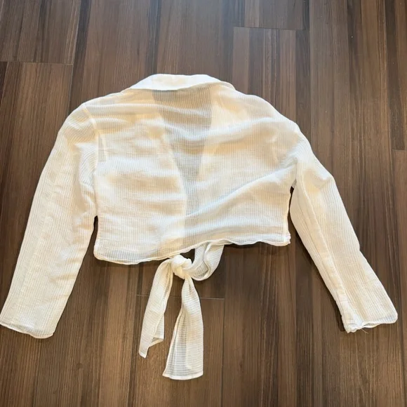 Zara Cream Textured Tie-Front Blouse - Picture 3 of 4